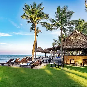4* Semesteranläggning (resort) Hoi An Beach Resort